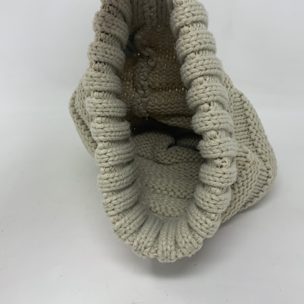 C.C. Exclusives beige neutral chunky knit beanie hat - Picture 3 of 6